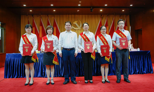 宜化集团召开庆祝中国共产党成立98周年暨表彰大会(图8)